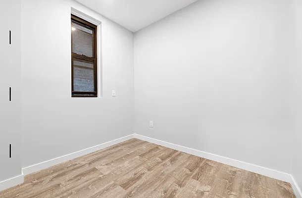 Rented by REAL New York | media 21