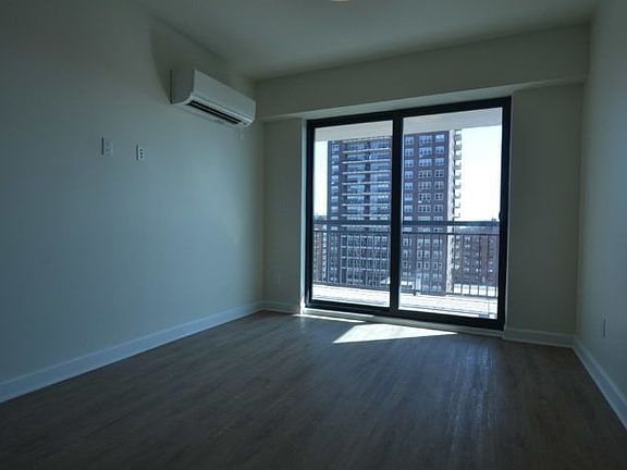 4th image of 12332 82nd Ave APT 11F