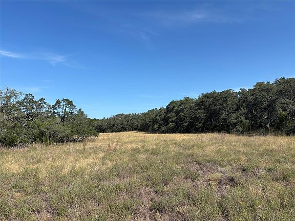 3rd image of 955 Upper Balcones Rd