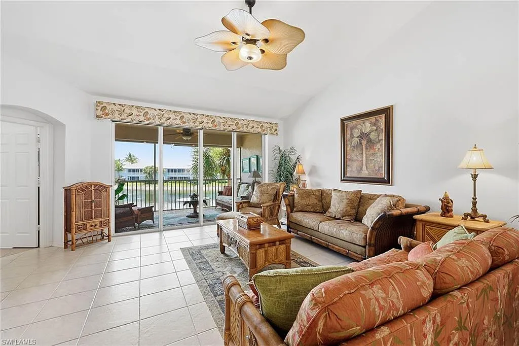 2 bed, 2.0 bath, 1703 sqft, $6,500 — Photo 4