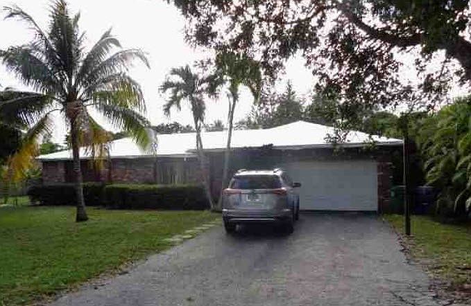 1st image of 11092 NW 21st St