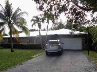 11092 NW 21st St, Coral Springs, FL 33071