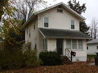 321 E 8th St N, Newton, IA 50208