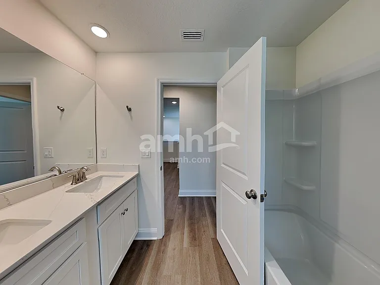 5696 Oesterle Rd — Photo 14