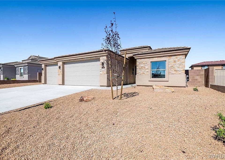 1st image of 2355 Wildflower St