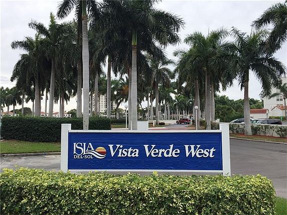 2nd image of 6000 Bahia Del Mar Cir APT 232