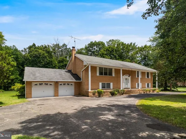 4012 Hanson Rd, White Plains, MD 20695