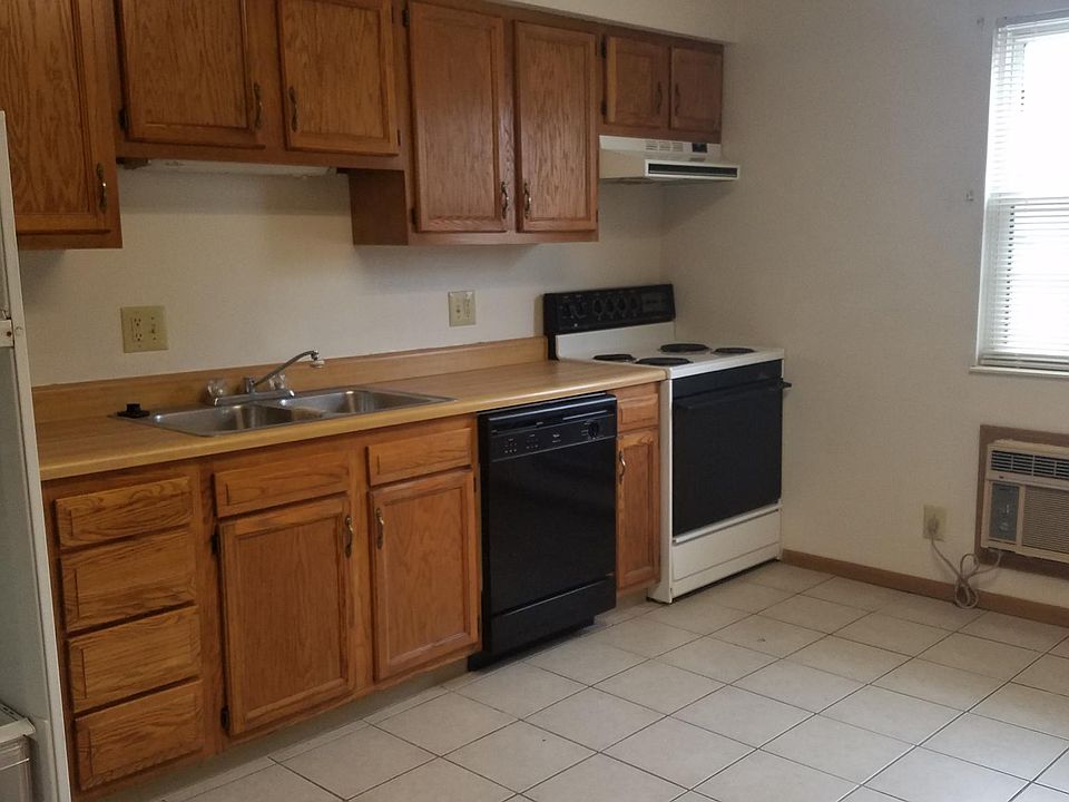 1st image of 1023 Jill Ct