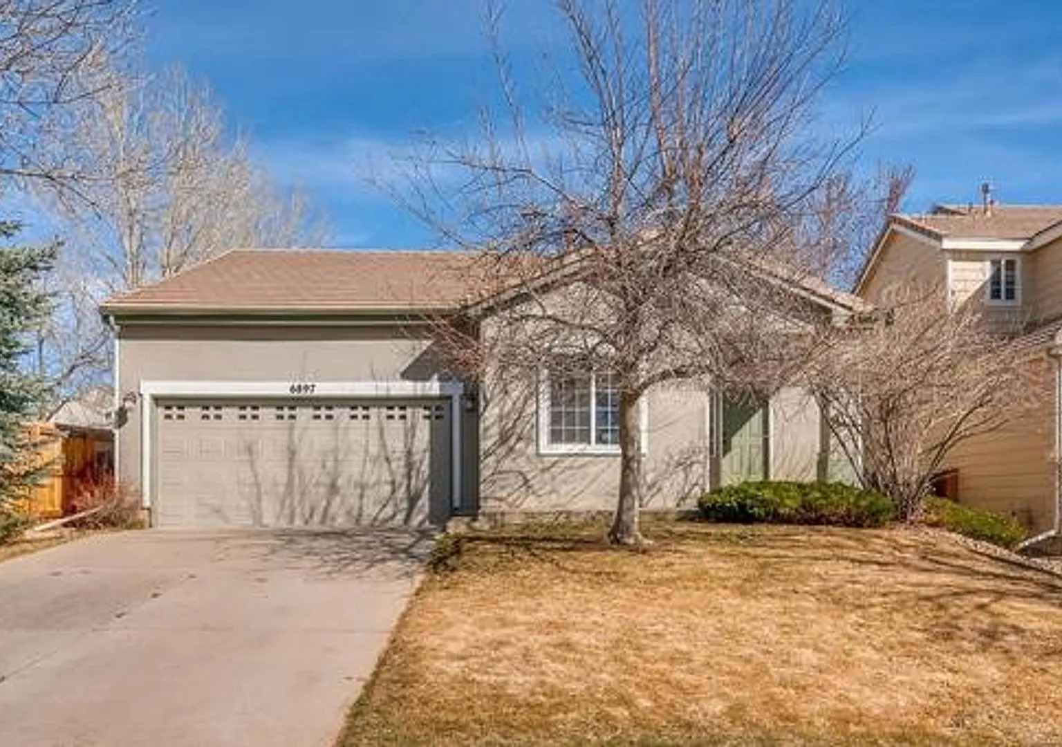 $0 Deposit Option. Two Bed/2bath With Office Near Chatfield State Park! — Photo 1