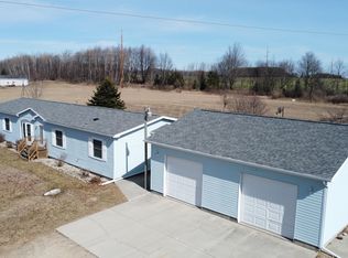 11650 N Wyman Rd, Blanchard, MI 49310