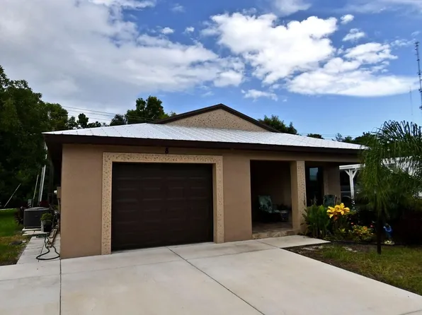 8 Mediterranean Boulevard N, Port St Lucie, FL 34952