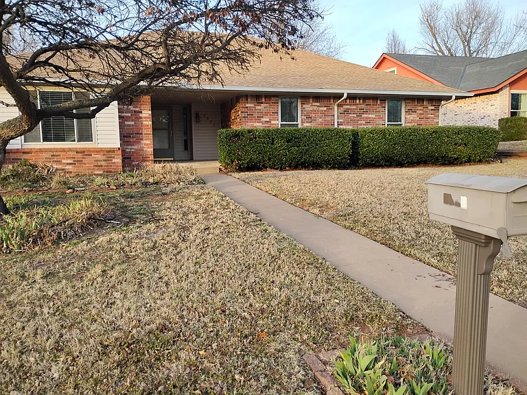 2321 Pinon Pl — Photo 4