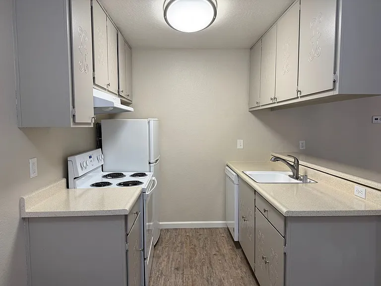 2114 H Street, Sacramento — Photo 1