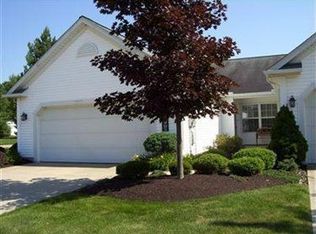 33905 Morning Glory Ln, North Ridgeville, OH 44039