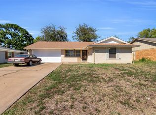 2637 Materhorn Dr, Dallas, TX 75228