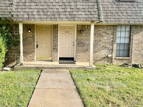 1126 Highbush Dr