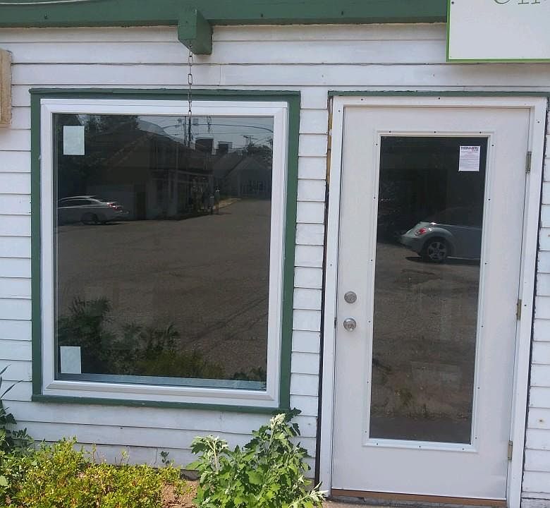 2nd image of 31 Mine St #5