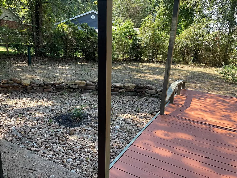 302 Somerset Rd — Photo 20