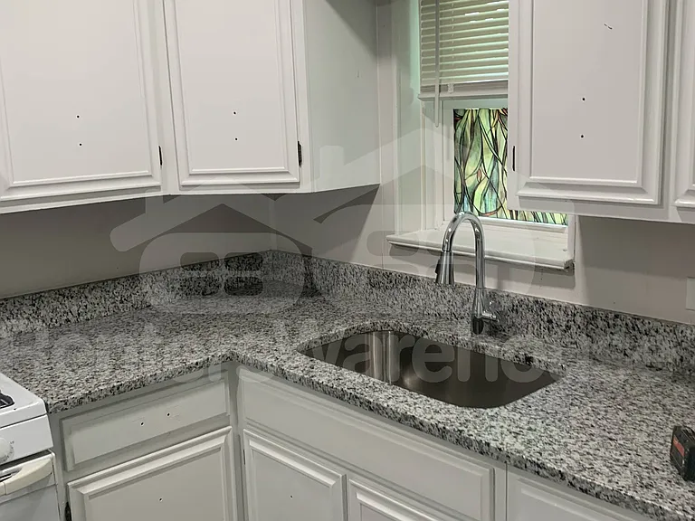 512 Wood St — Photo 9