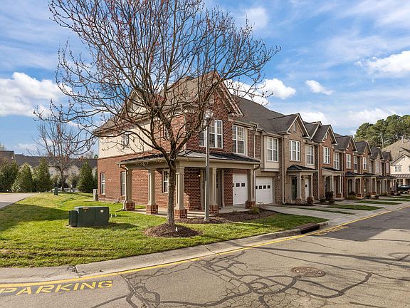 2nd image of 9815 Grettle Ct