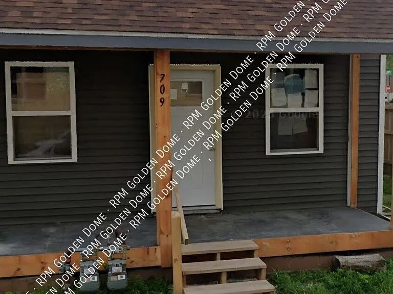 709 Napier St #1 — Photo 1