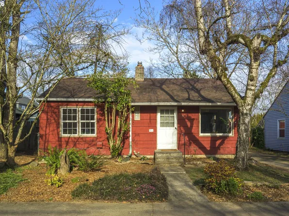 1653 SE Linn St, Portland, OR 97202