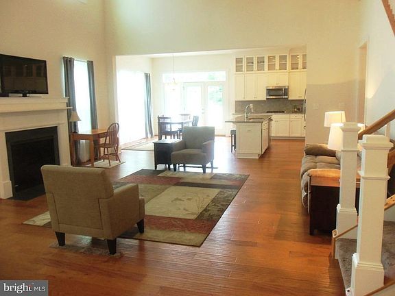 3rd image of 17068 Silver Arrow Dr