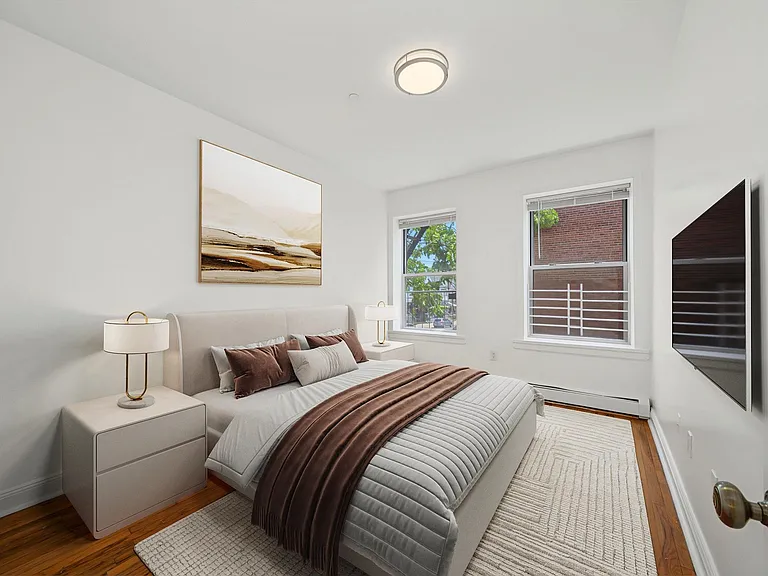 149 Grant Ave #2C — Photo 6
