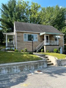 81 Pierce St, Westover, WV, 26501