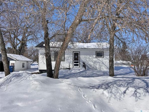316 2nd AVENUE N, Wapella, SK S0G 4Z0