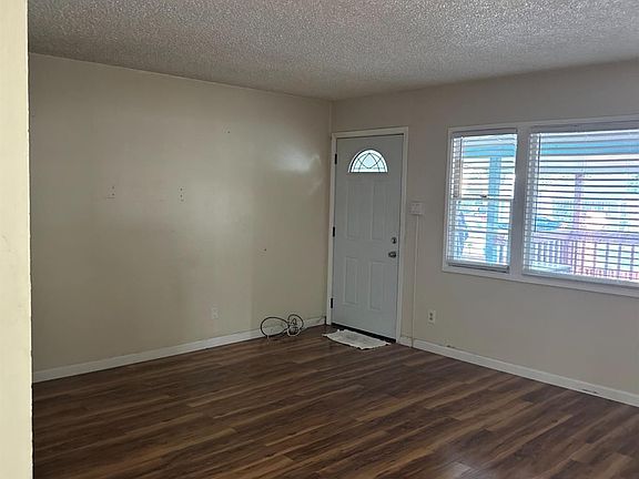 3rd image of 2532 Tennessee Street
