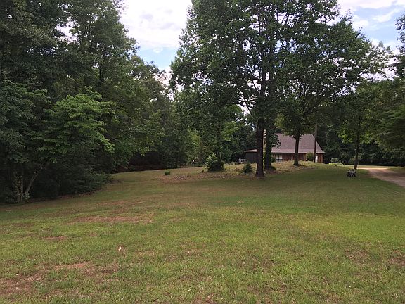 3rd image of 3918 71st Ave