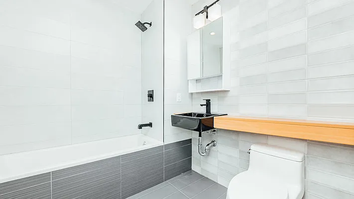 Rented by Nooklyn NYC LLC | media 10
