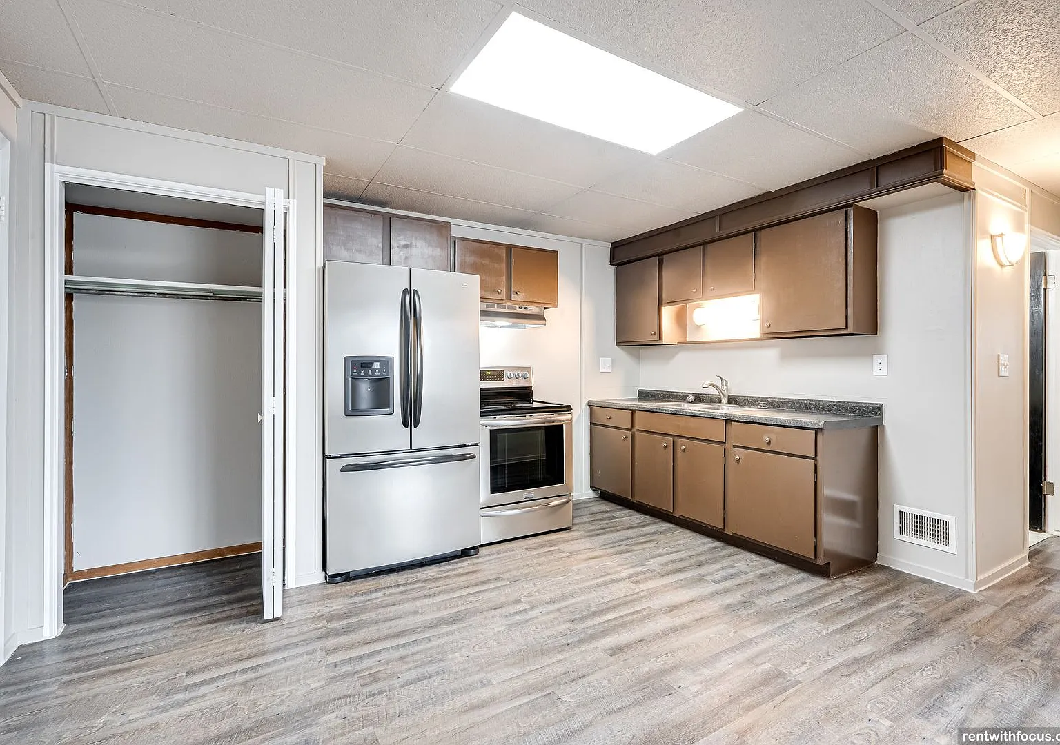 1807 Mason Street — Photo 1