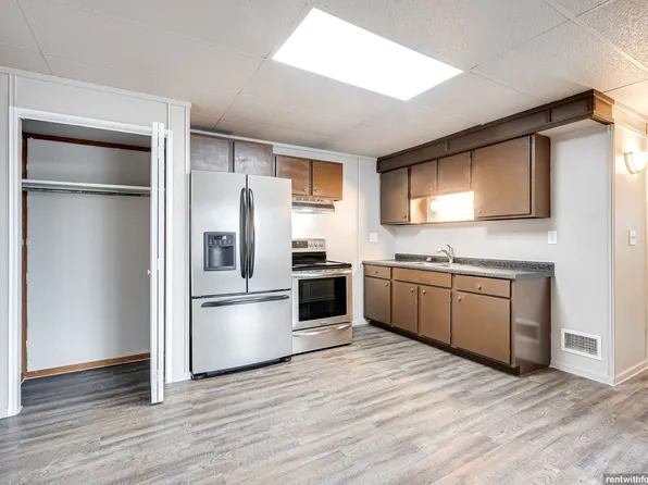 1807 Mason Street, 1807 Mason St #4, New Holstein, WI 53061
