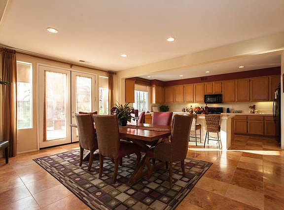 3rd image of 32587 Campo Dr