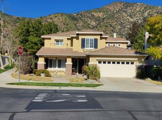 11 Whispering Willow Ct, Azusa, CA 91702