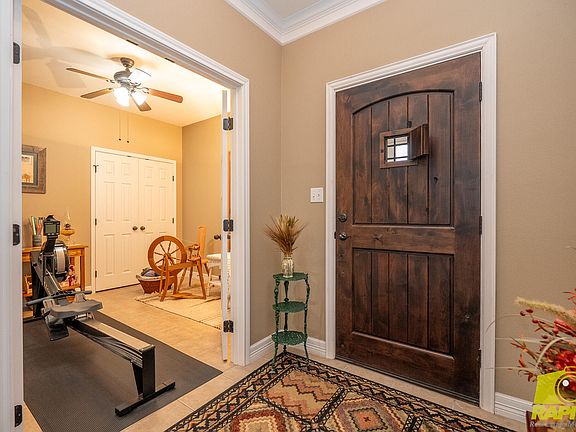 4th image of 2073 Reece Rd