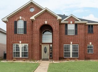 2221 Spring Mills Rd, Mesquite, TX 75181
