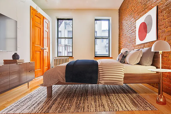 Rented by Platinum Properties | media 12