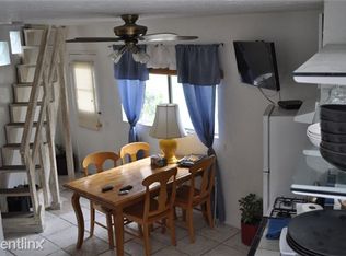 19528 Ventura Blvd, Tarzana, CA 91356