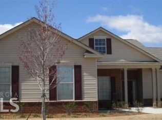 214 Cumberland Dr, Byron, GA 31008