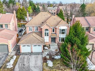 56 Marsh Harbour Dr, Aurora, ON L4G 5Y6