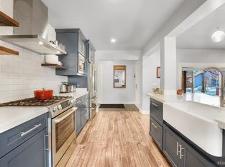 2231 Cornelian Dr, South Lake Tahoe, CA 96150