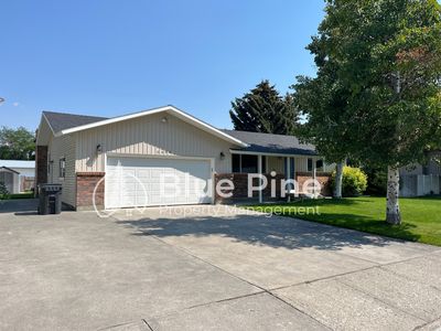 2409 Briarcliff Ave, Idaho Falls, ID, 83404
