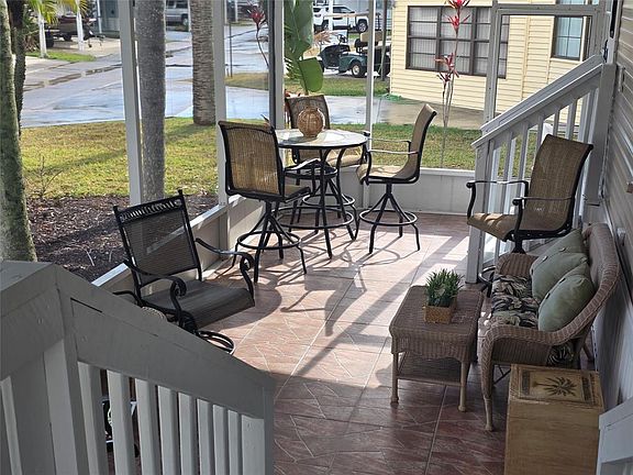 5th image of 6698 SE 54th St