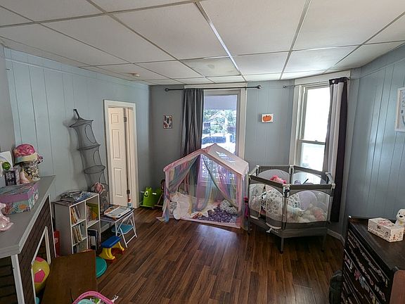 5th image of 812 W Oakland Ave