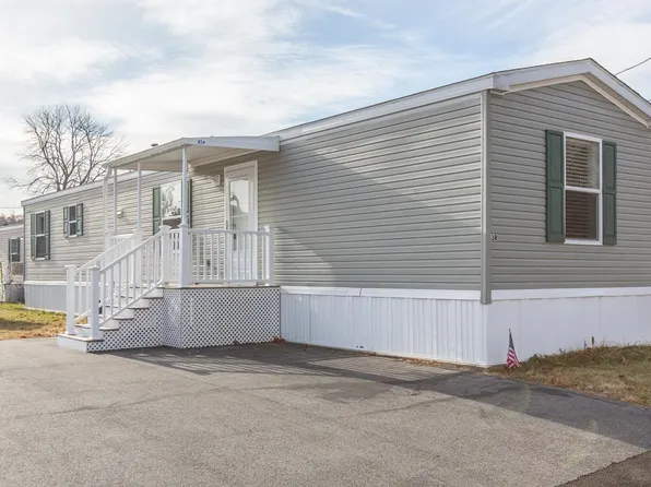 3R Arrow Drive, Salem, NH 03079