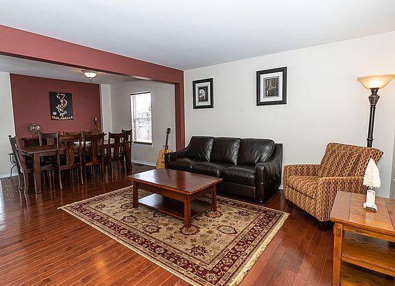 4th image of 5 Briarcliff Ct