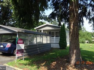 93 Meadowview Ct, Shippensburg, PA 17257